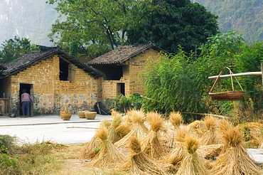 Village scene, Lanshi, Guangxi Province, China, Asia