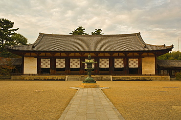 Daikodo (Great Lecture Hall), Horyu-ji Temple, dating from the 7th century and the oldest wooden building in the world, UNESCO World Heritage Site, Nara, Kansai (Western Province), Honshu, Japan, Asia