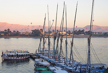 Boats (feluccas) on the Nile, Luxor, Thebes, Middle Egypt, Egypt, North Africa, Africa