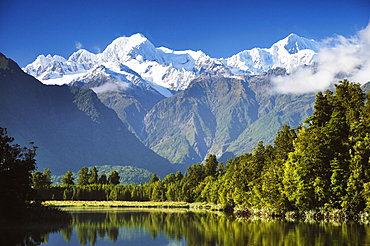 Lake Matheson, Mount Tasman and Mount Cook, Westland Tai Poutini National Park, UNESCO World Heritage Site, West Coast, Southern Alps, South Island, New Zealand, Pacific