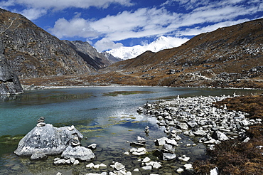 Gokyo Lakes and Cho Oyu, Gokyo, Sagarmatha National Park, UNESCO World Heritage Site, Solukhumbu District, Sagarmatha, Eastern Region (Purwanchal), Nepal, Asia