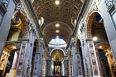 Interior of St. Peter's Basilica, Piazza San Pietro (St. Peter's Square), Vatican City, Rome, Lazio, Italy, Europe