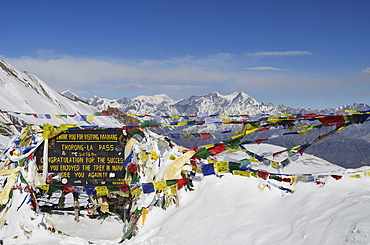 Thorong La (Thorung La), a pass at 5416m, Annapurna Conservation Area, Gandaki, Western Region (Pashchimanchal), Nepal, Himalayas. Asia