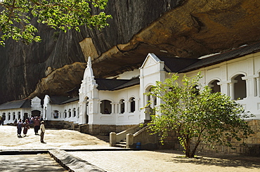 Dambulla Cave Temple, UNESCO World Heritage Site, Dambulla, Sri Lanka, Asia