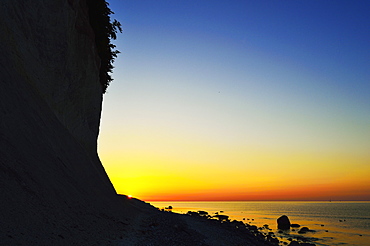 Sunrise at the chalk cliffs, Jasmund National Park, Ruegen Island (Rugen Island), Mecklenburg-Vorpommern, Germany, Baltic Sea, Europe 