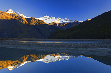 Mount Aspiring and Matukituki River, Mount Aspiring National Park, Wanaka, Central Otago, South Island, New Zealand, Pacific