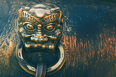 Detail of giant cauldron, Forbidden City (Palace Museum), Beijing, China, Asia