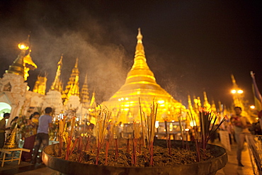 Shwedagon Pagoda, Yangon (Rangoon), Myanmar (Burma), Asia