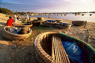 Round woven skiffs, Mui Ne, Vietnam, Indochina, Southeast Asia, Asia