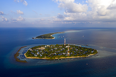 Inhabited Island Rasdhoo und Vacation Island Kuramathi, Rasdhoo Atoll, Indian Ocean, Maldives