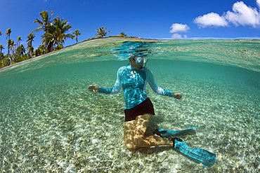 Snorkeling at French Polynesia, Apataki Atoll, Tuamotu Archipel, French Polynesia