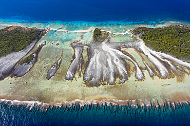 Impressions of Apataki Atoll, Tuamotu Archipel, French Polynesia