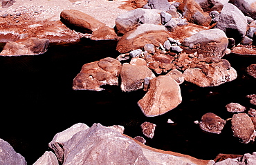 Volcanic spring beside Lac Assal, Lake Assal, Djibouti, Djibuti, Africa, Afar Triangle