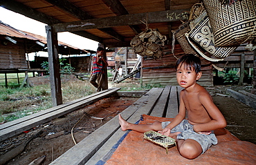 Punan children, Gunung Mulu National Park, Sarawak, Borneo, Malaysia, Southeast Asia, Asia