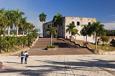 Palace Alcazar de Colon and Calle las Damas, UNESCO World Heritage Site, Santo Domingo, Dominican Republic, West Indies, Central America