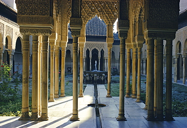 Lion Court, Alhambra Palace, Granada, Andalucia, Spain, Europe