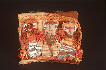 14th-15thC Incan woven textile dolls used as grave offerings, Peru