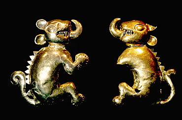 Chimu-Lambayeque Culture, 1100 to 1400AD, from the Lambayeque Valley on north coast gold Feline Idols (wall decorations), Peru