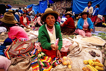 Pisac Village in the Valley of the Incas Sunday Market, one of the world's most colorful craft and produce markets, Cuzco area, Highlands, Peru