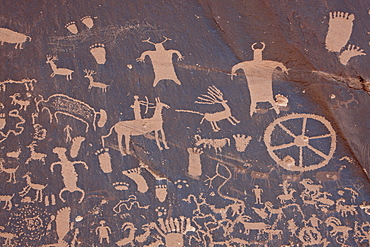 Petroglyphs on Newspaper Rock, Newspaper Rock Recreation Area, Utah, United States of America, North America