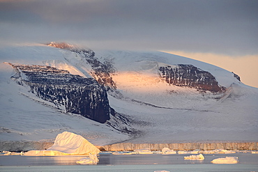 Antarctic Peninsula at dawn, Antarctica, Polar Regions