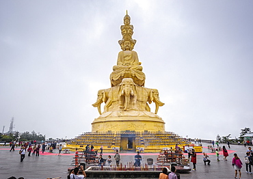 Massive statue of Samantabhadra at the summit of Mount Emei (Emei Shan), UNESCO World Heritage Site, Sichuan Province, China, Asia