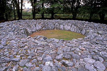 Clava Cairns, group of neolithic tombs near Inverness, Highland region, Scotland, United Kingdom, Europe