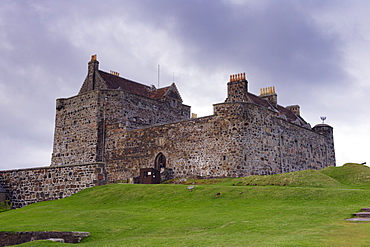 Duart Castle, Isle of Mull, Inner Hebrides, Scotland, United Kingdom, Europe