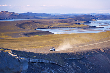 4X4 on Blautaver track near Ljotipollur, Tungnaa river valley behind, Landmannalaugar area, Fjallabak region, Iceland, Polar Regions