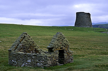 Mousa Broch, best preserved of all brochs, standing 12-13 m high, in perfect state, due to its isolation, Mousa Island, Shetland Islands, Scotland, United Kingdom, Europe