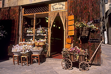 Shop and traditional products at Arezzo, Tuscany, Italy, Europe