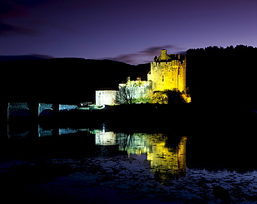 Eilean Donan Castle at night, Dornie, Lochalsh, Highland region, Scotland, United Kingdom, Europe