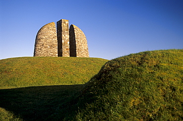 Griais Memorial, monument to the Lewis land-raiders, representing a symbolic croft split asunder by Lord Leverhulme, owner of Harris and Lewis in the beginning of the last century, north of Stornoway, Isle of Lewis, Outer Hebrides, Scotland, United Kingdom, Europe