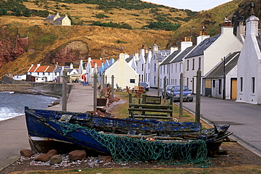 Small fishing village of Pennan, setting of the movie Local Hero, north coast, Aberdeenshire, Scotland, United Kingdom, Europe