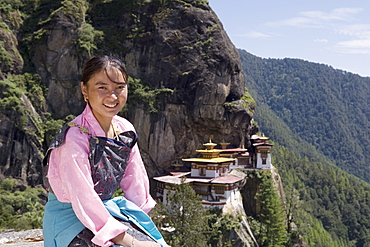 Bhutanese woman, Taktshang Goemba (Tiger's Nest) Monastery, Paro, Bhutan, Asia