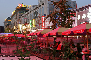 Wangfujing Dajie shopping district, Beijing, China, Asia