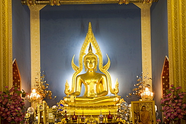 Giant golden statue of the Buddha, Wat Benchamabophit (Marble Temple), Bangkok, Thailand, Southeast Asia, Asia