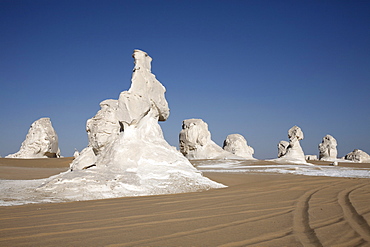 The White Desert, Farafra Oasis, Egypt, North Africa, Africa