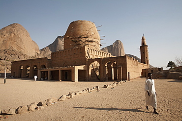 The Khatmiyah mosque at the base of the Taka Mountains, Kassala, Sudan, Africa