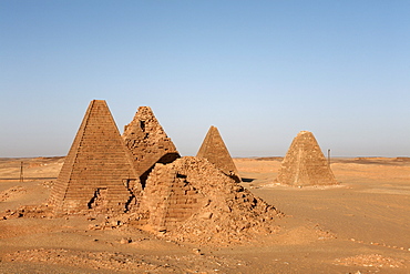 The pyramids at Jebel Barkal, used by Napatan Kings during the 3rd century BC, Karima, UNESCO World Heritage Site, Sudan, Africa