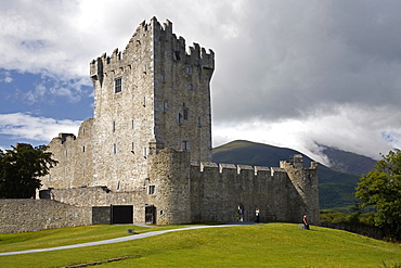 Ross Castle, Killarney National Park, County Kerry, Munster, Republic of Ireland, Europe