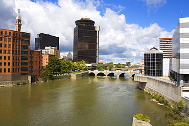 Genesee River and skyline, Rochester, New York State, United States of America, North America