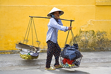 Street Vendor, Nha Trang City, Vietnam, Indochina, Southeast Asia, Asia