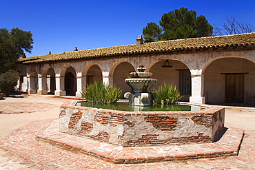 Courtyard fountain, Mission San Miguel Arcangel, San Miguel, California, United States of America, North America