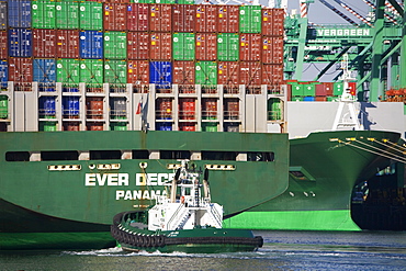 Tugboat and container ship, San Pedro Port, Los Angeles, California, United States of America, North America