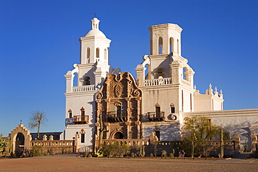 Mission San Xavier del Bac, Tucson, Arizona, United States of America, North America