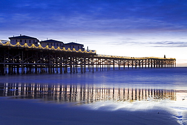 Crystal Pier on Pacific Beach, San Diego, California, United States of America, North America