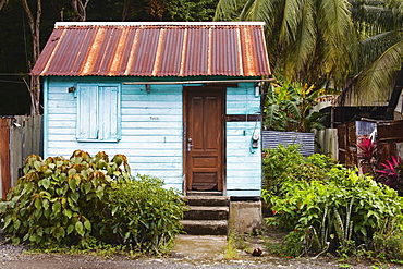 Wooden house, Prince Rupert Bay, Portsmouth, Dominica, Lesser Antilles, Windward Islands, Caribbean, Central America