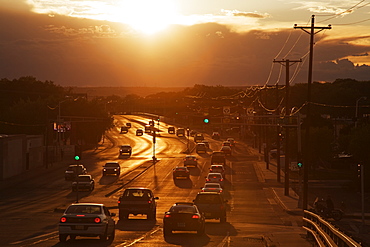 Setting sun on Avenida Boulevard, Albuquerque, New Mexico, United States of America, North America