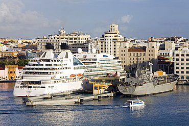 Cruise ship in the Old City of San Juan, Puerto Rico Island, West Indies, United States of America, Central America